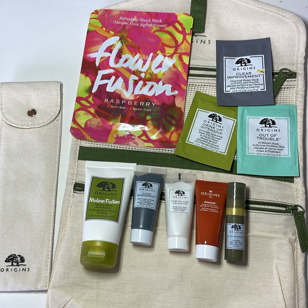 Origins 10 pieces with travel toiletries bag